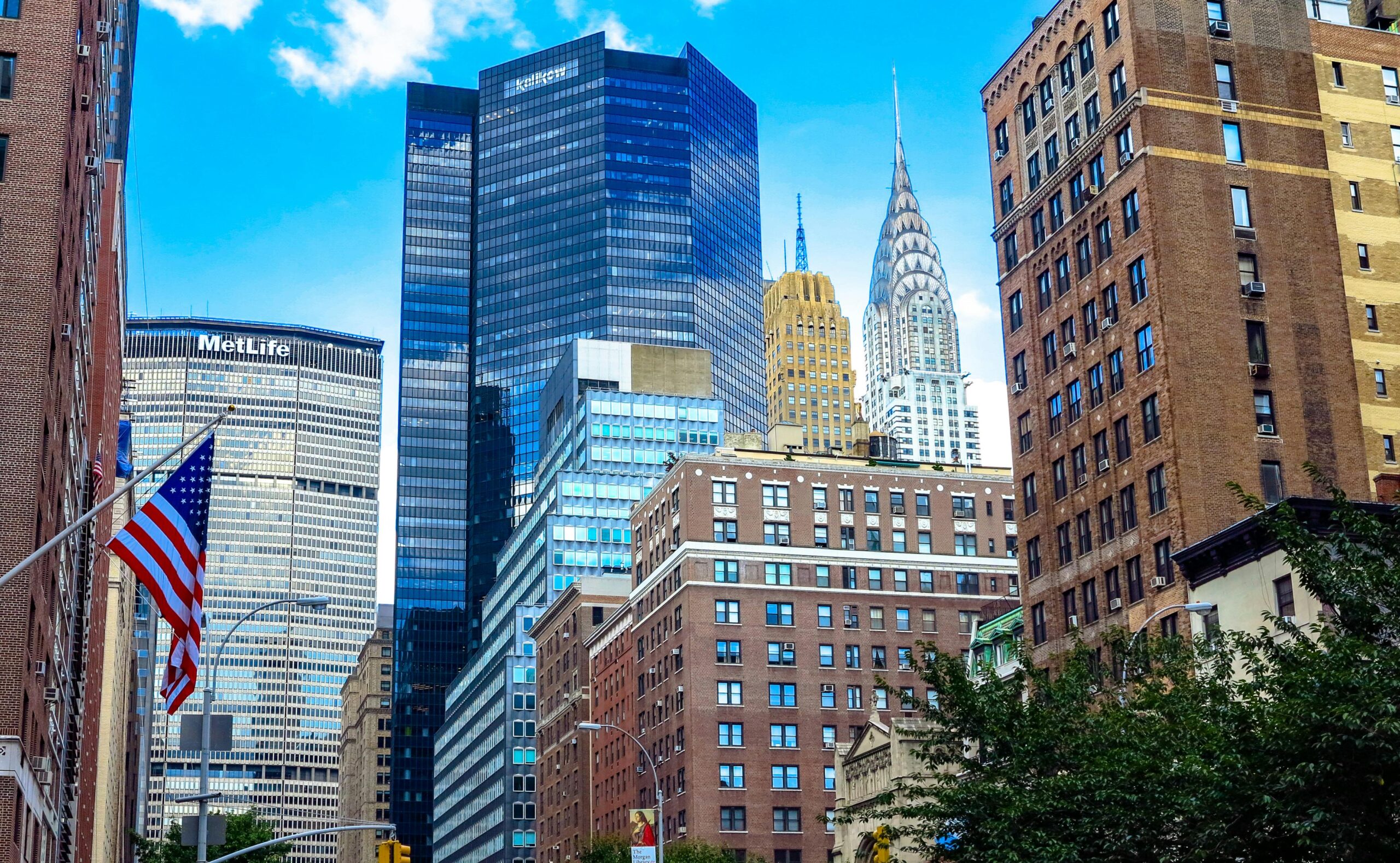 https://sovinvest.com/wp-content/uploads/2025/04/pexels-nextvoyage-861609-scaled.jpg